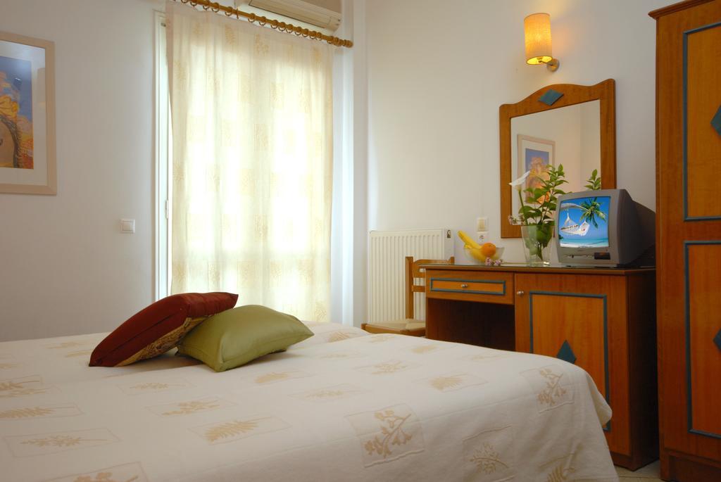 Barbouni Hotel & Studios Naxos City Exteriör bild