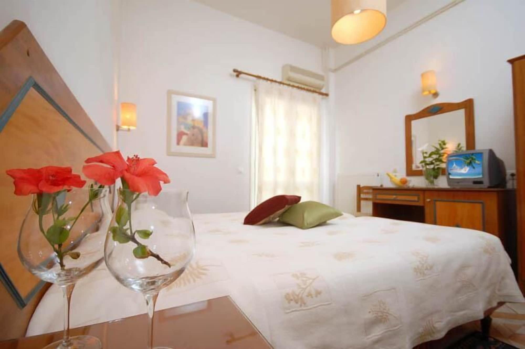 Barbouni Hotel & Studios Naxos City Exteriör bild